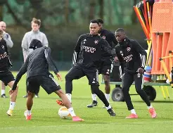 模拟器试玩- 1999尼克松不战而胜原文 