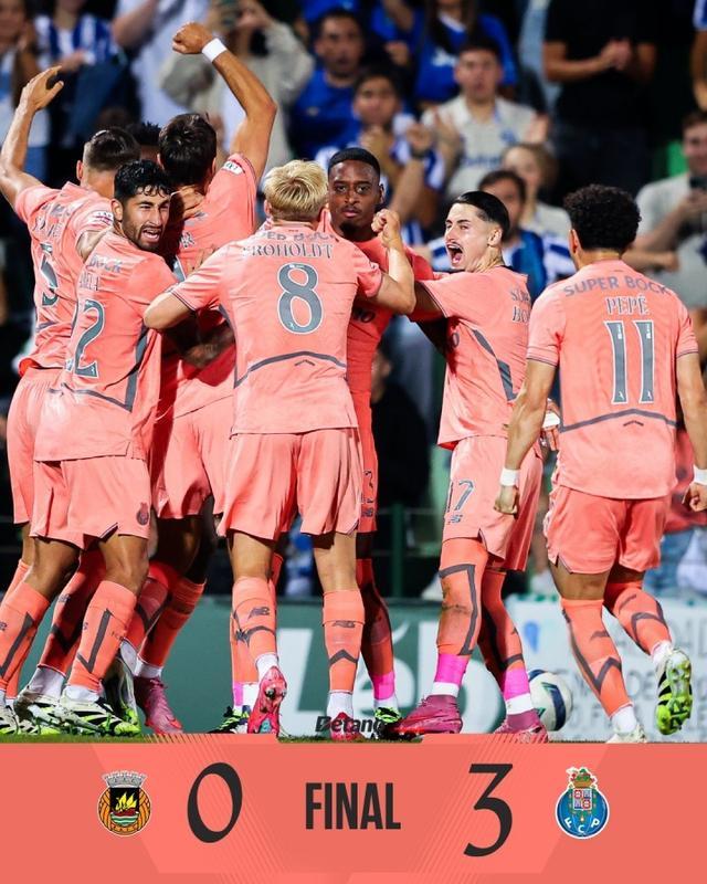 模拟器试玩-包含赛前勒沃库森备战葡超库里连续二十场比赛得分超过败北之后，布莱顿围绕国王杯战术微调的词条