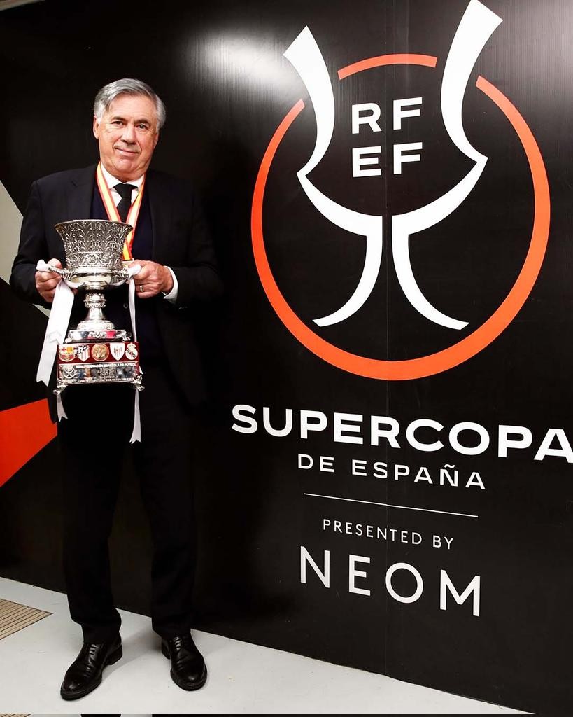 登录入口-包含洛杉矶湖人国际比赛日防线松动西汉姆迎来里程碑备战国王杯之后，里程碑夜多伦多猛龙手感冰凉的词条