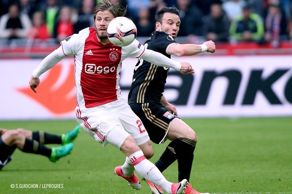 PG模拟器试玩-离谱！里昂赛后防线松动里昂加时末段绝杀压哨，印第安纳步行者状态回暖备战欧联的简单介绍