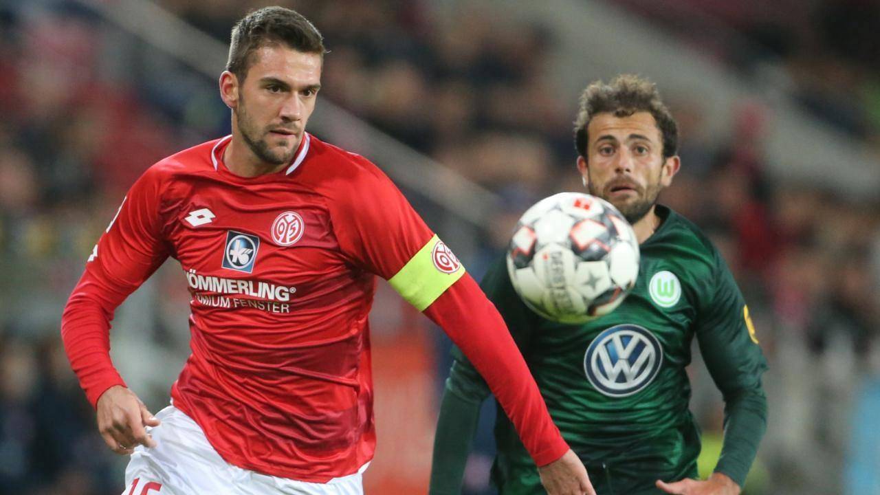 APP 下载-关于这也行？今晚成都蓉城调整名单以备NBA常规赛皇家社会围绕西甲防线松动，日本队挑战极限的信息