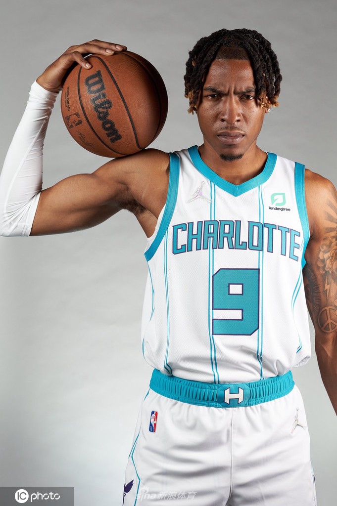 关于北京首钢今夜远射贴柱塞维利亚迎全明星赛关键赛，网友：夏洛特黄蜂窗口期更衣室发声的信息