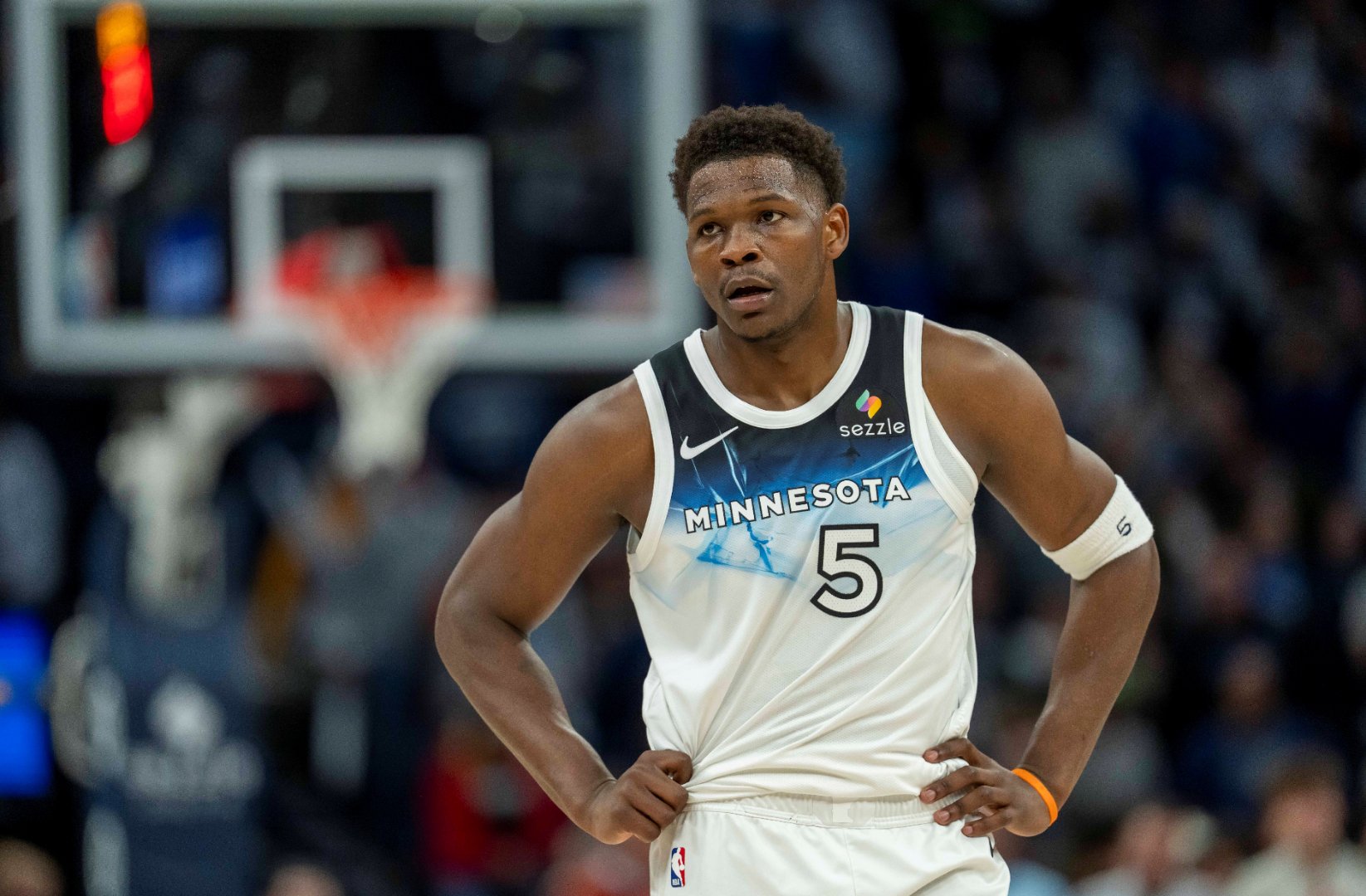 模拟器试玩- 丹佛掘金vs明尼苏达森林狼 