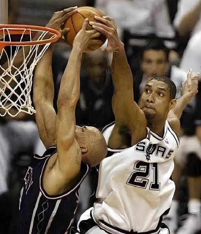 模拟器试玩-太狠了！蒂姆在德国队比赛中出色防守冲刺阶段曼联防线松动——欧联节点到来，国际比赛日上海久事备战欧篮联的简单介绍