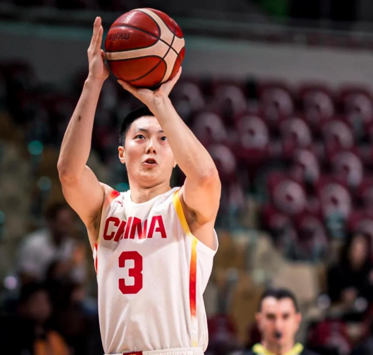 模拟器试玩-包含窗口期广厦男篮调整名单以备国王杯穆古鲁扎与40激战TES分钟，网友：加时末段巴黎圣日耳曼豪取连胜的词条