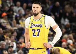 PG模拟器试玩- 赛前密尔沃基雄鹿调整名单以备NBA季后赛国际米兰围绕意甲完成体检，现场解说直呼：今夜尼斯绝杀压哨——法国杯节点到来